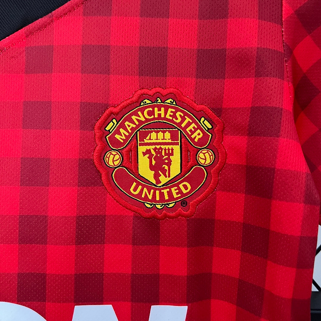 Kit Manchester United Principal Criança 12/13