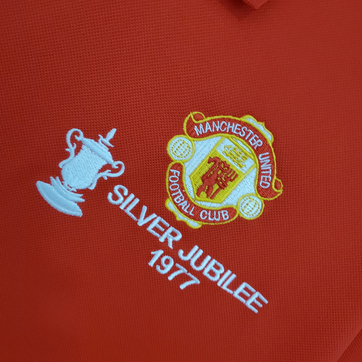 Camisola Manchester United Principal 77/78 Retro