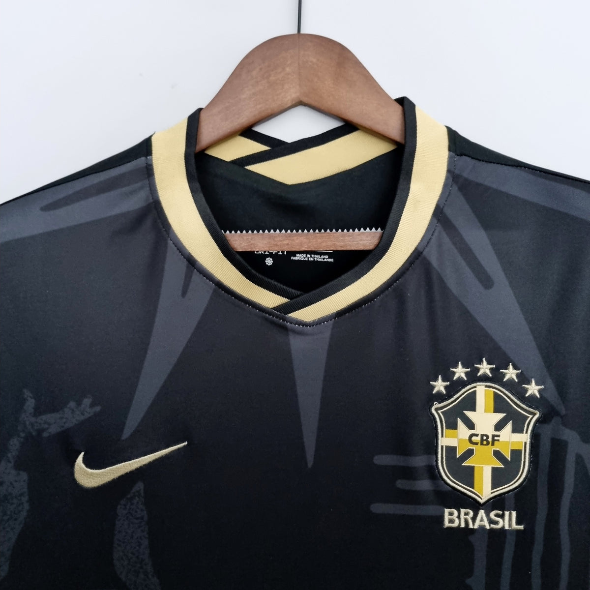 Camisola Brasil Edição Especial Preta 22/23 Retro