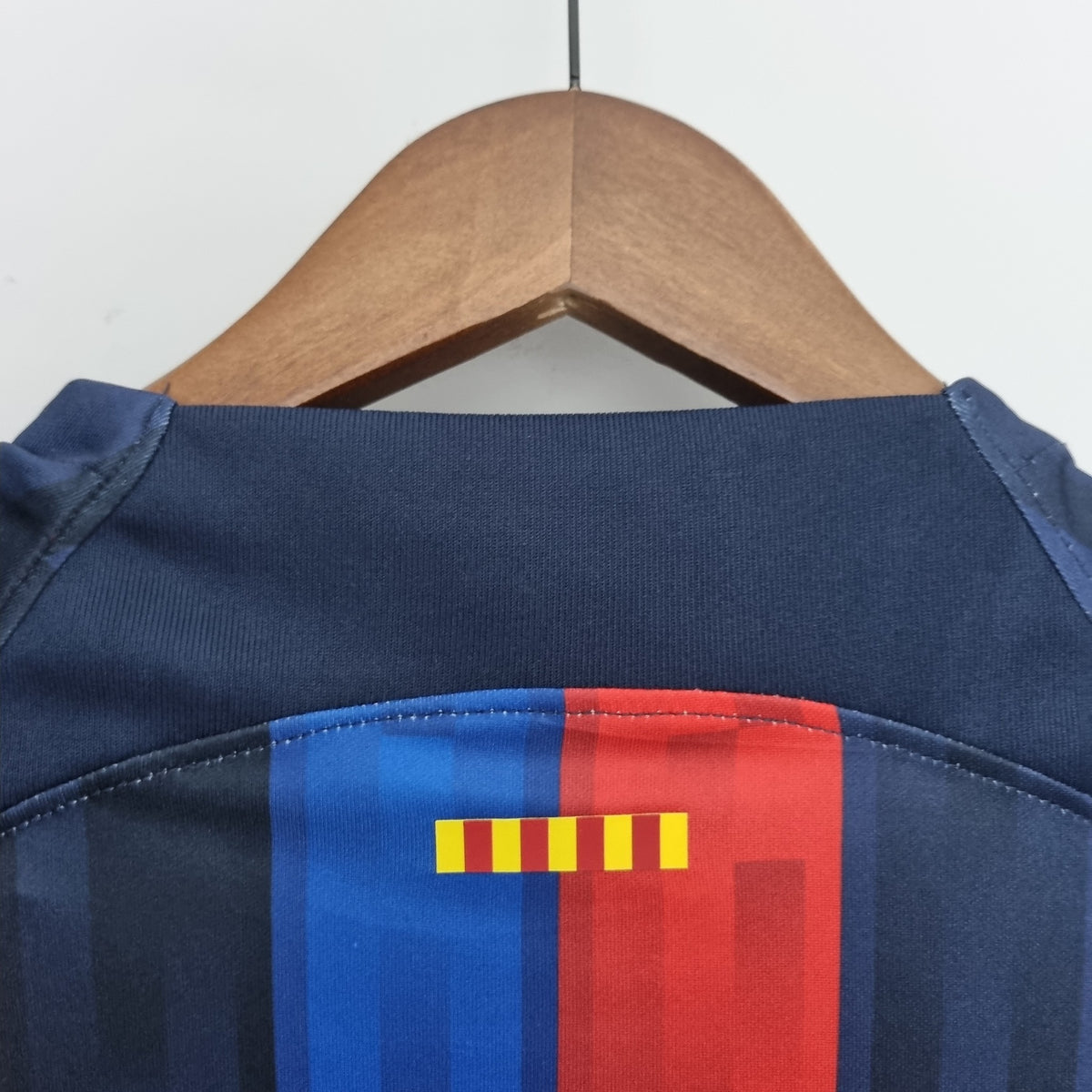 Camisola Barcelona Principal 22/23 Retro