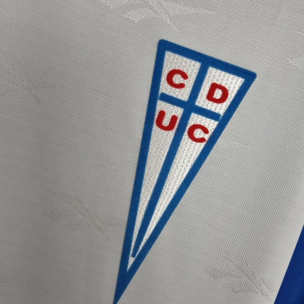 Camisola Universidad Católica Terceira 98/99 Retro