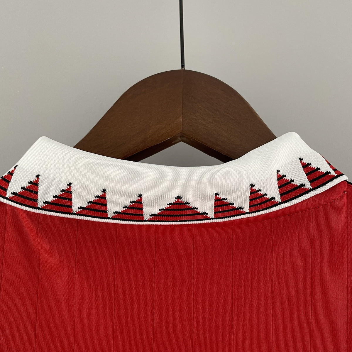 Camisola Manchester United Principal 22/23 Retro