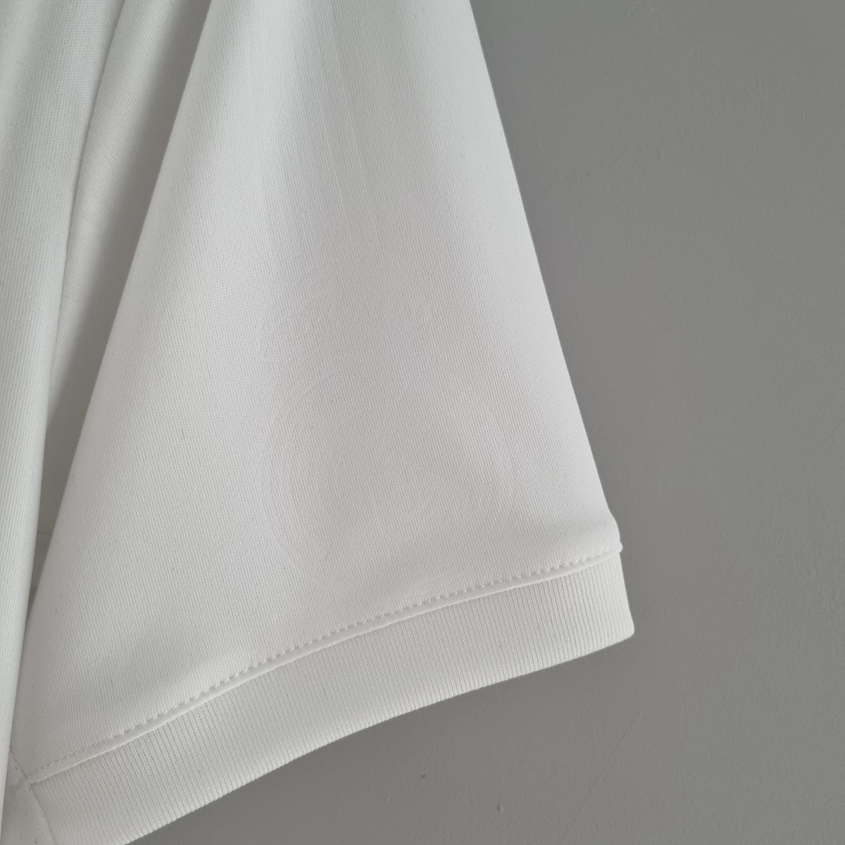 Camisola Real Madrid Principal 22/23 Retro