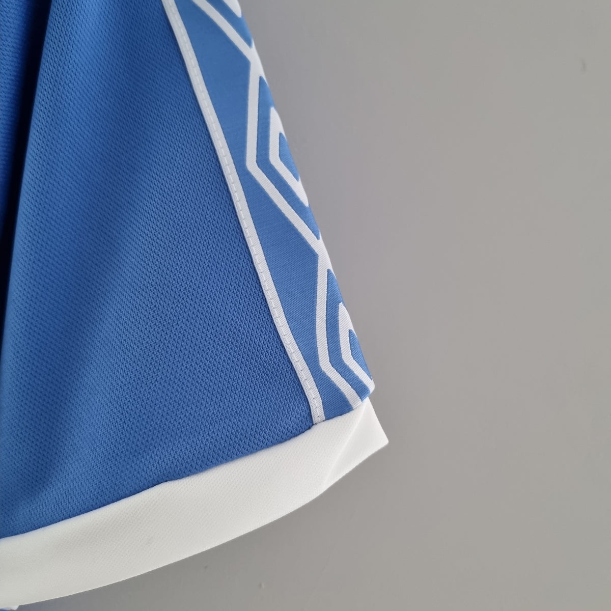 Camisola Manchester City Principal 81/82 Retro