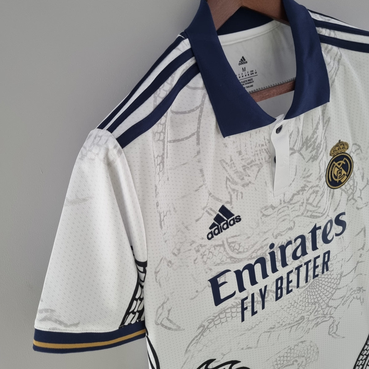 Camisola Real Madrid Edição Especial Dragão Chinês Branca 22/23 Retro