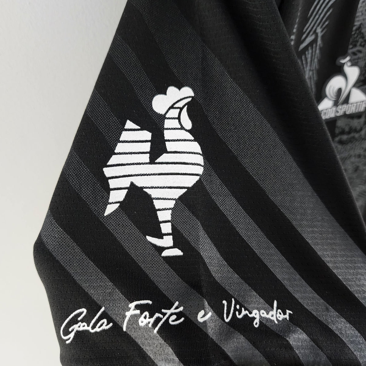 Camisola Atlético Mineiro Edição Especial Preta 22/23 Retro