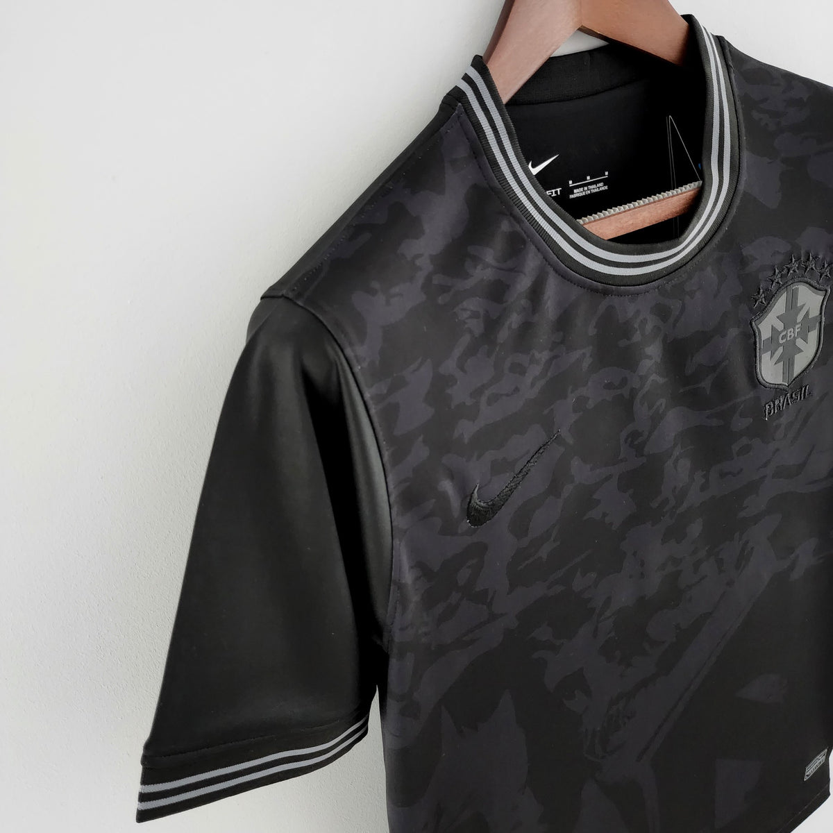 Camisola Brasil Edição Especial Toda Preta 22/23 Retro