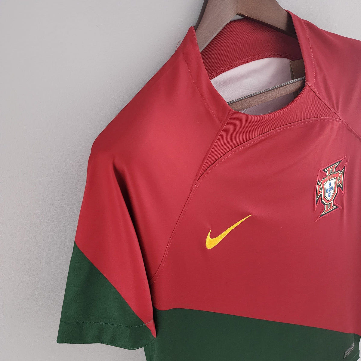 Camisola Portugal Principal 22/23 Retro