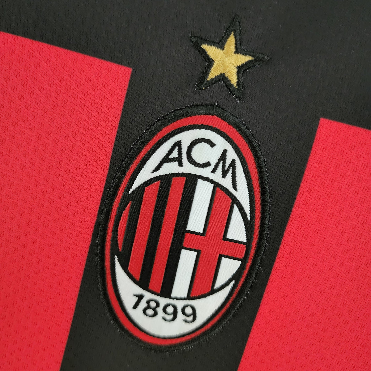 Camisola AC Milan Principal 22/23 Retro