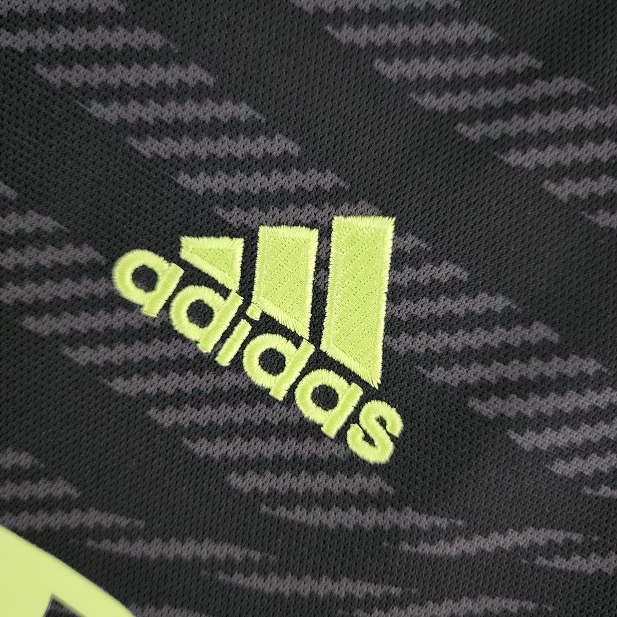Camisola Real Madrid Terceira 22/23 Retro