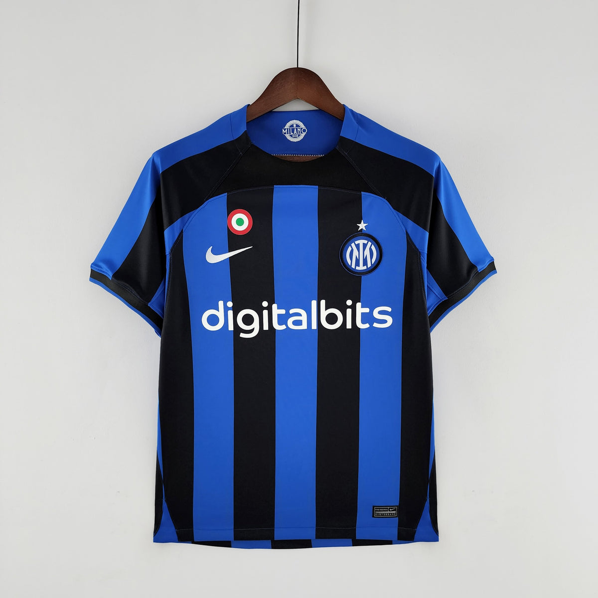 Camisola Inter de Milão Principal 22/23 Retro