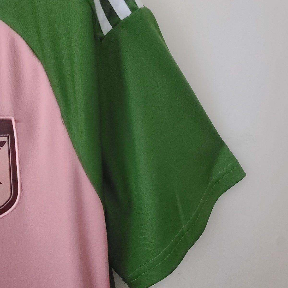 Camisola Japão Edição Especial Rosa 22/23 Retro