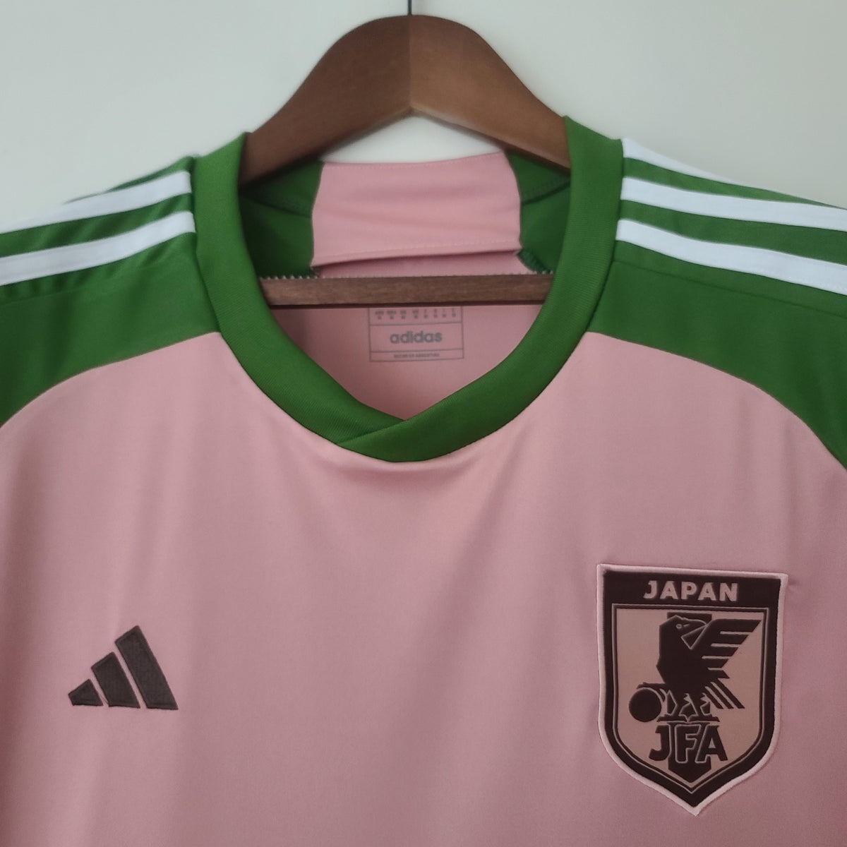 Camisola Japão Edição Especial Rosa 22/23 Retro