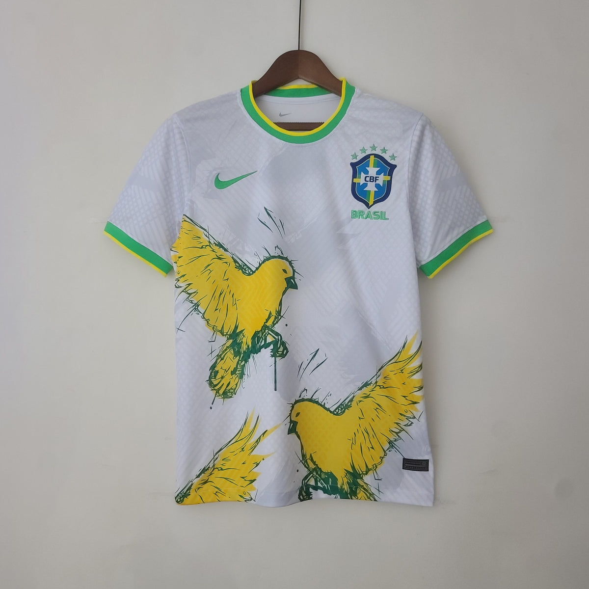 Camisola Brasil Edição Especial Branca 22/23 Retro