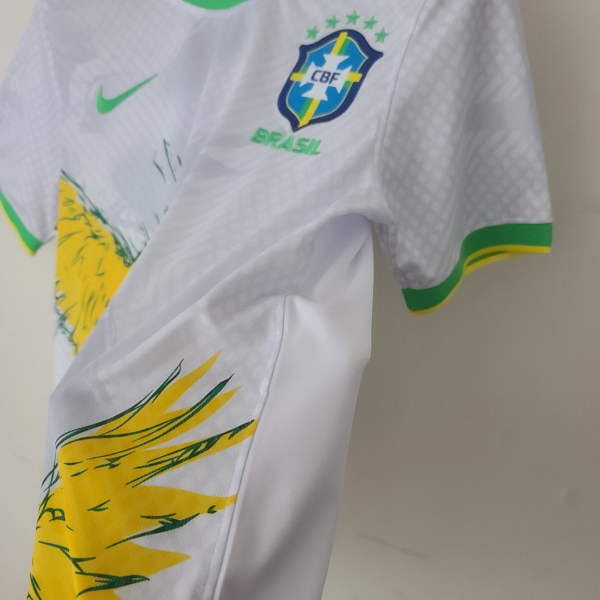 Camisola Brasil Edição Especial Branca 22/23 Retro