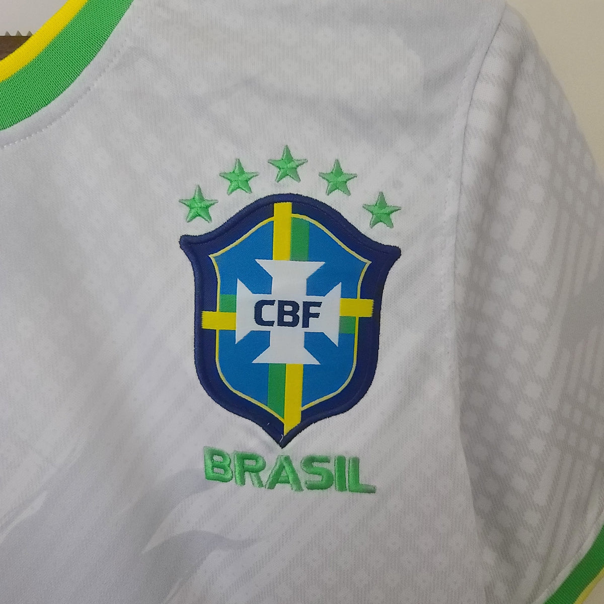 Camisola Brasil Edição Especial Branca 22/23 Retro