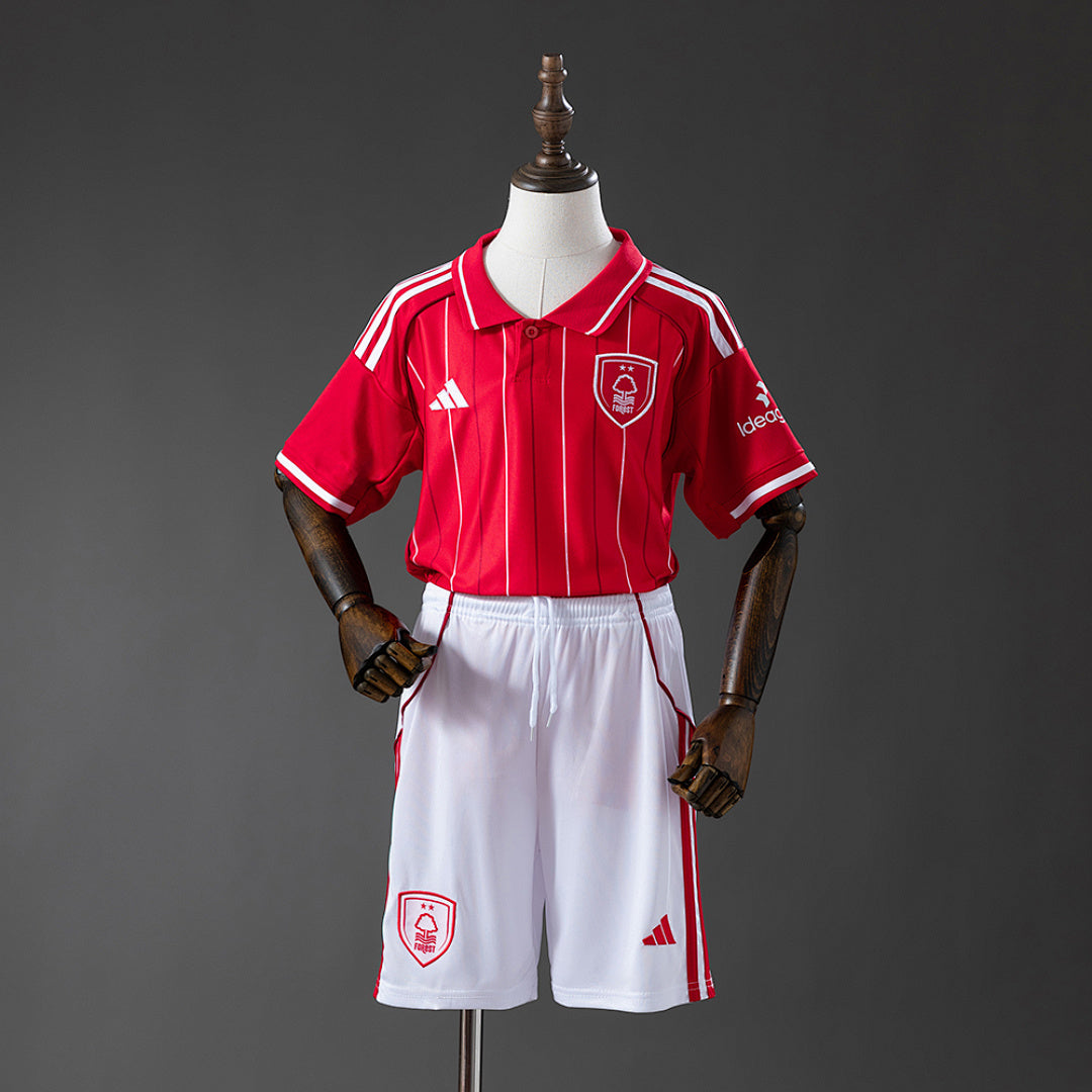 Kit Nottingham Forest Principal Criança 25/26