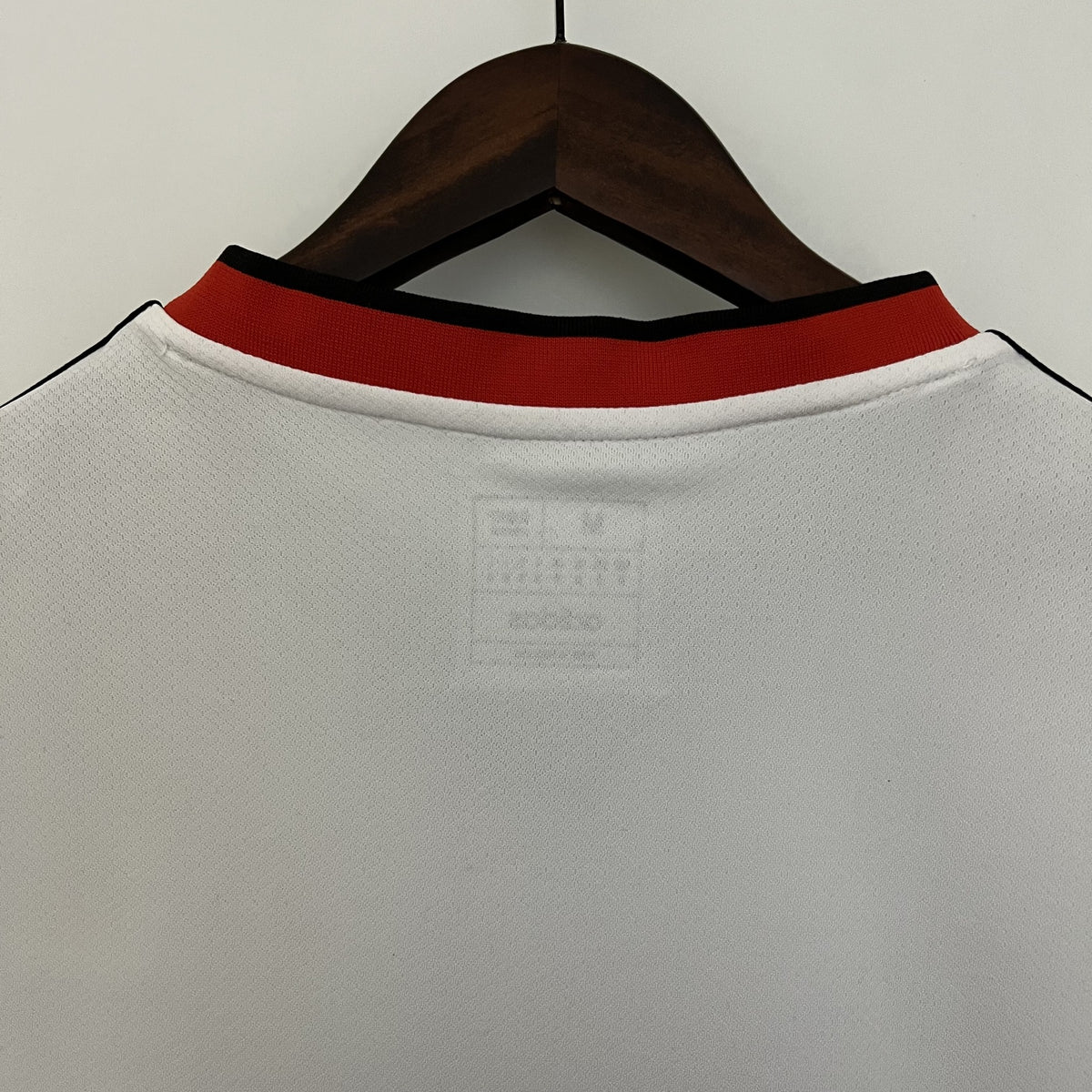 Camisola Japão Edição Especial 23/24 Retro (Modelo 4)