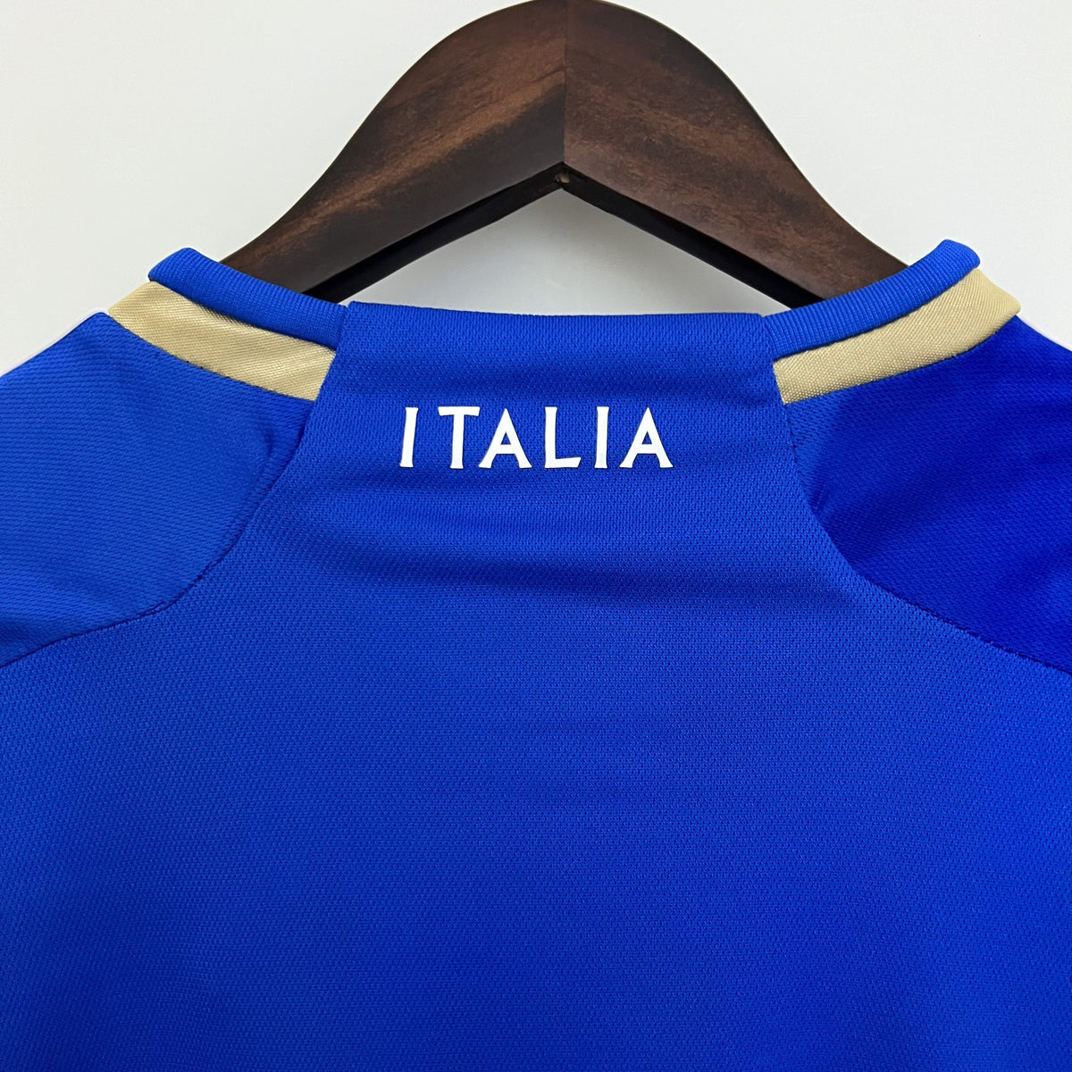 Camisola Itália Principal 23/24 Retro