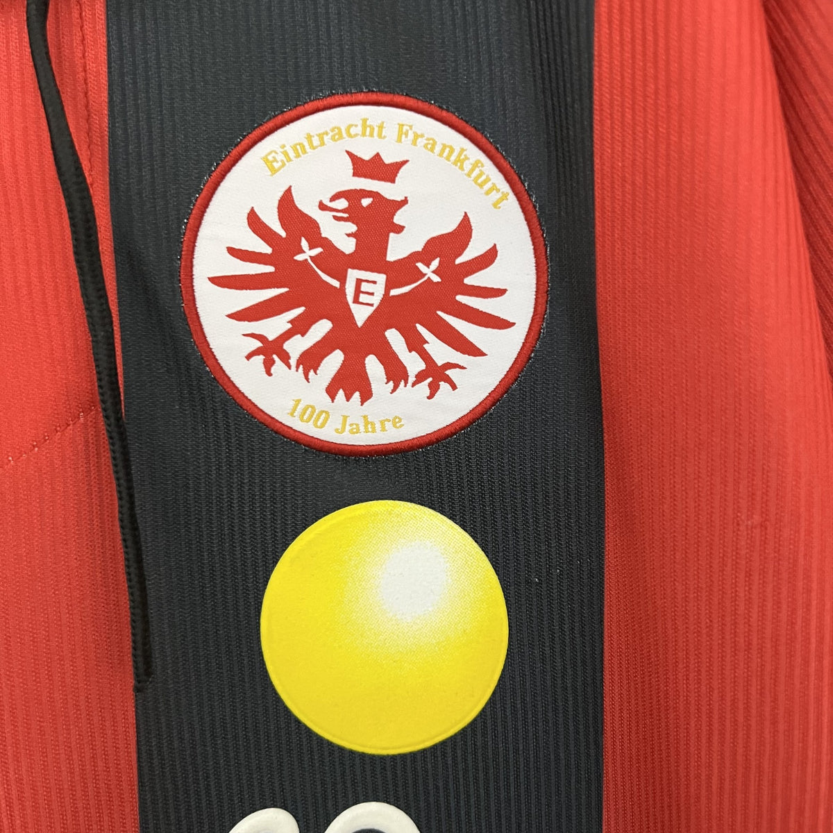 Camisola Eintracht Frankfurt Principal Edição Especial 100 Anos 98/00 Retro