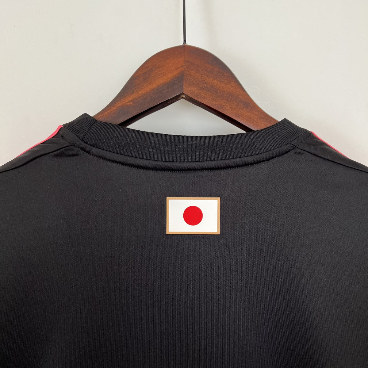 Camisola Japão Edição Especial 23/24 Retro (Modelo 3)