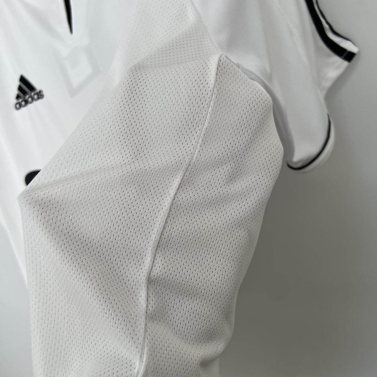 Camisola Real Madrid Principal 03/04 Retro
