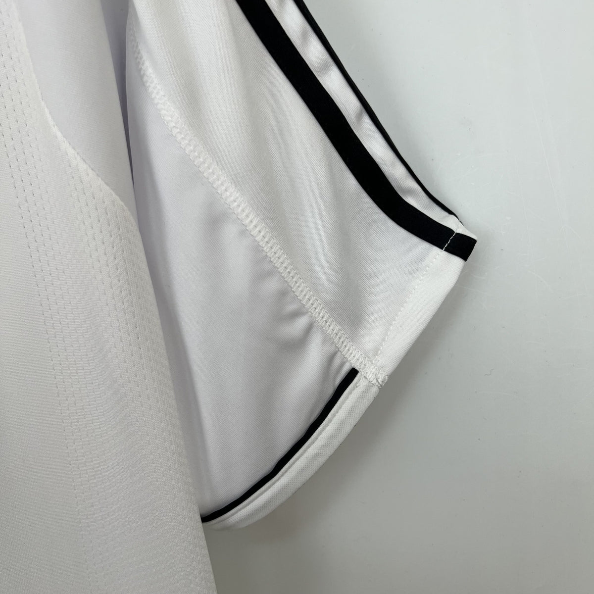 Camisola Real Madrid Principal 03/04 Retro
