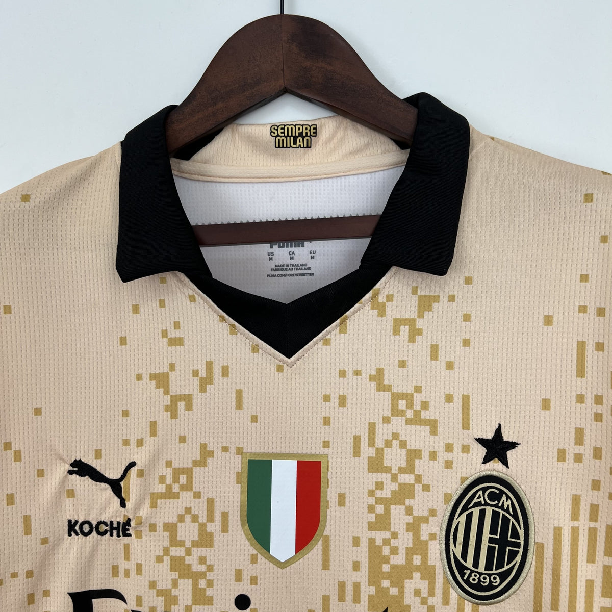 Camisola AC Milan Quarta 22/23 Retro