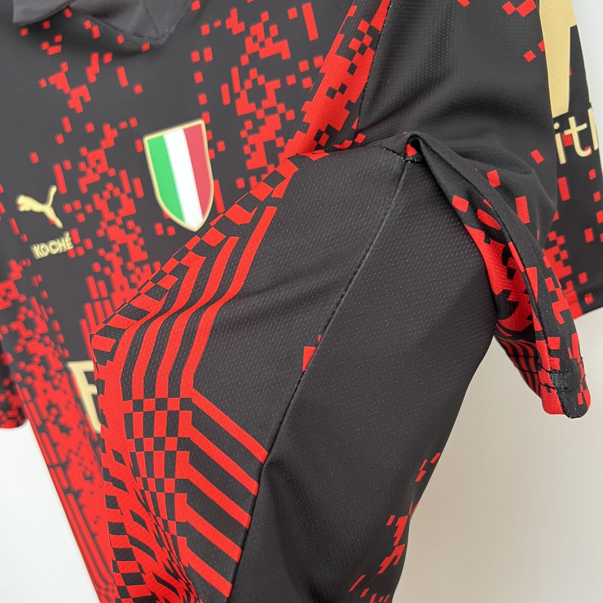 Camisola AC Milan Quarta 23/24 Retro