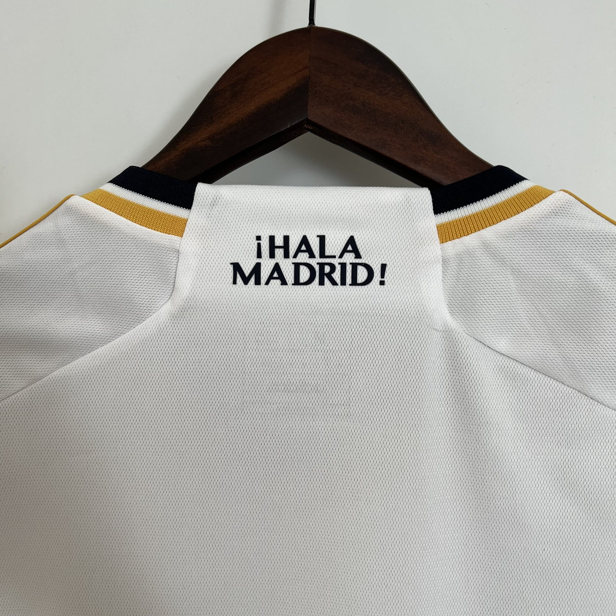 Camisola Real Madrid Principal 23/24 Retro