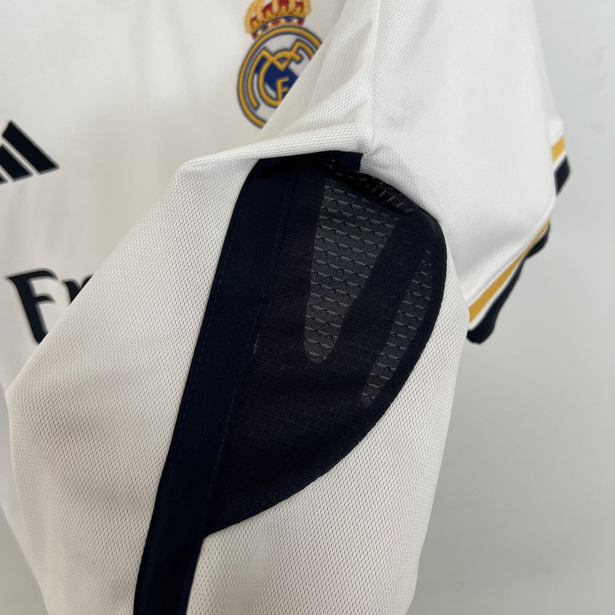 Camisola Real Madrid Principal 23/24 Retro