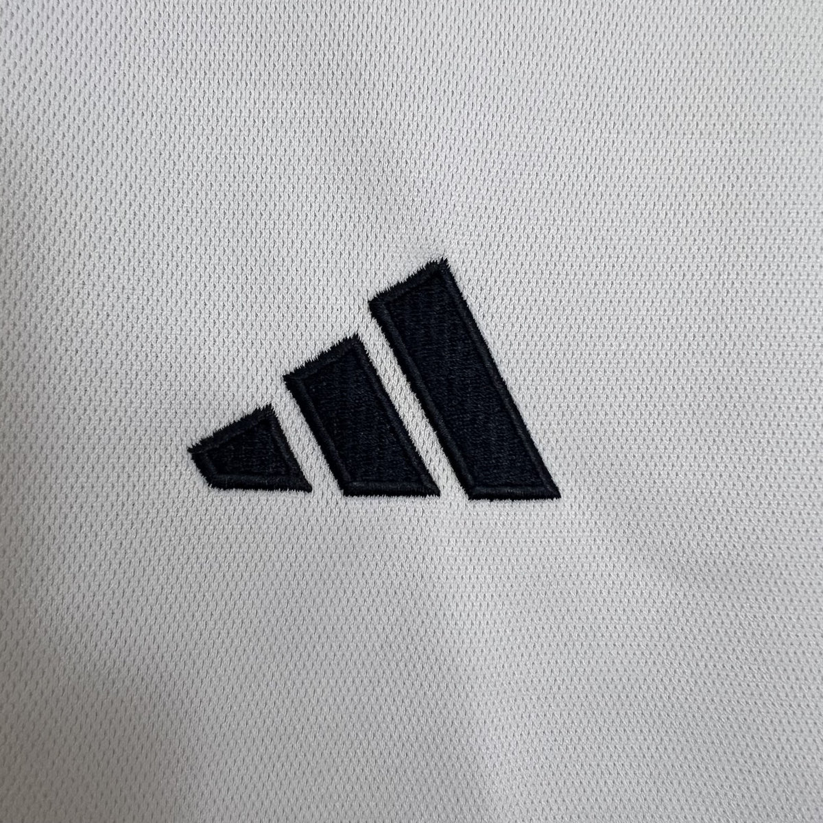 Camisola Real Madrid Principal 23/24 Retro