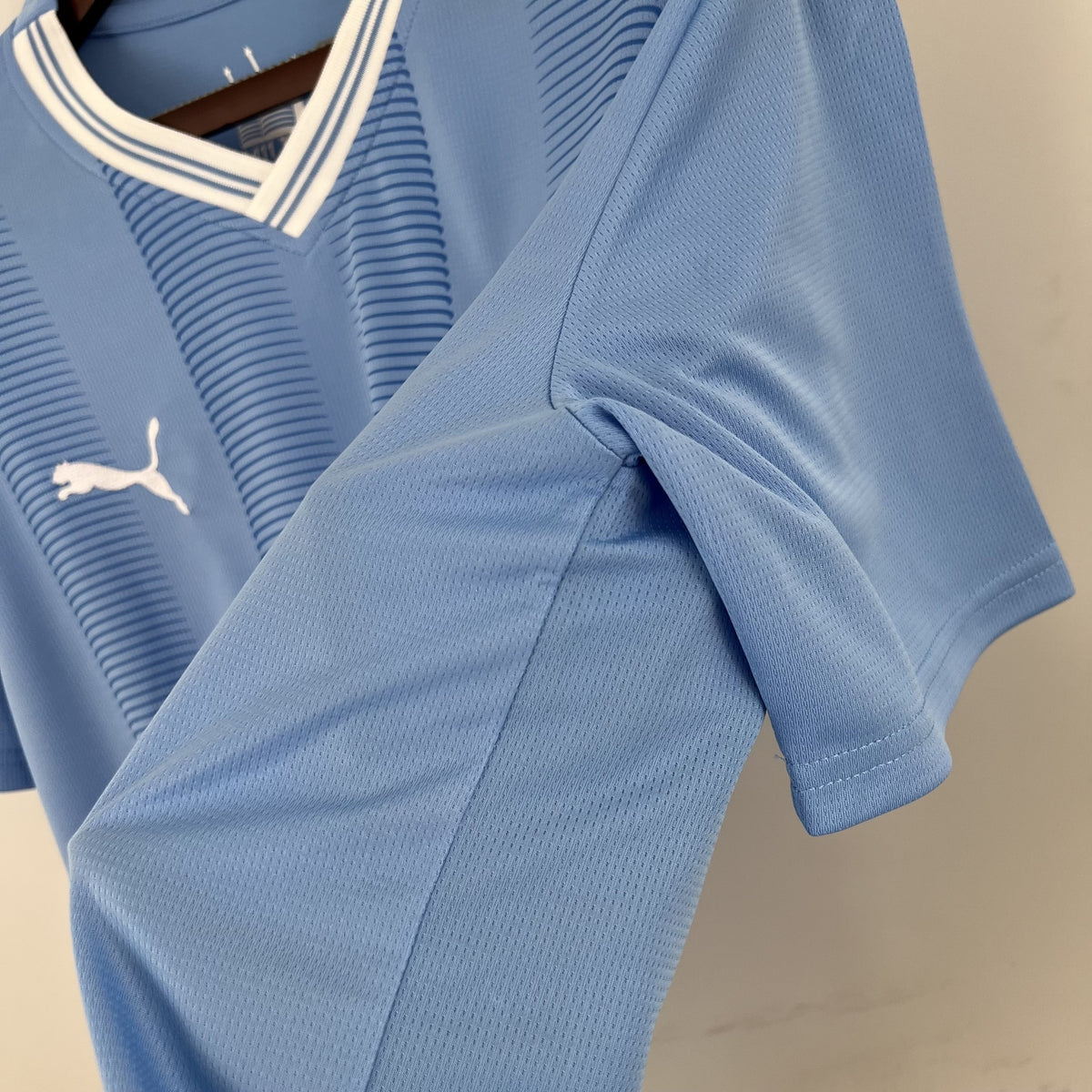 Camisola Manchester City Principal 23/24 Retro