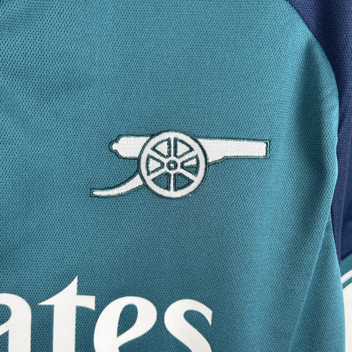 Camisola Arsenal Terceira 23/24 Retro