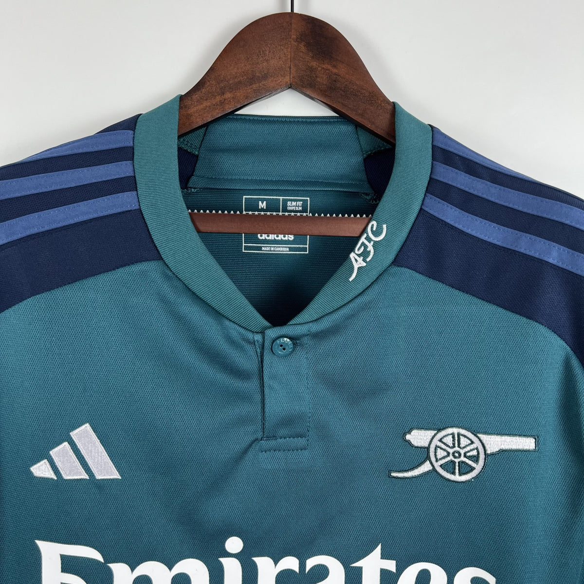 Camisola Arsenal Terceira 23/24 Retro