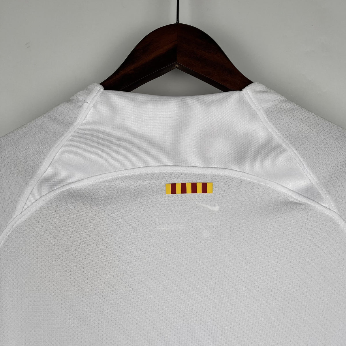 Camisola Barcelona Alternativa 23/24 Retro