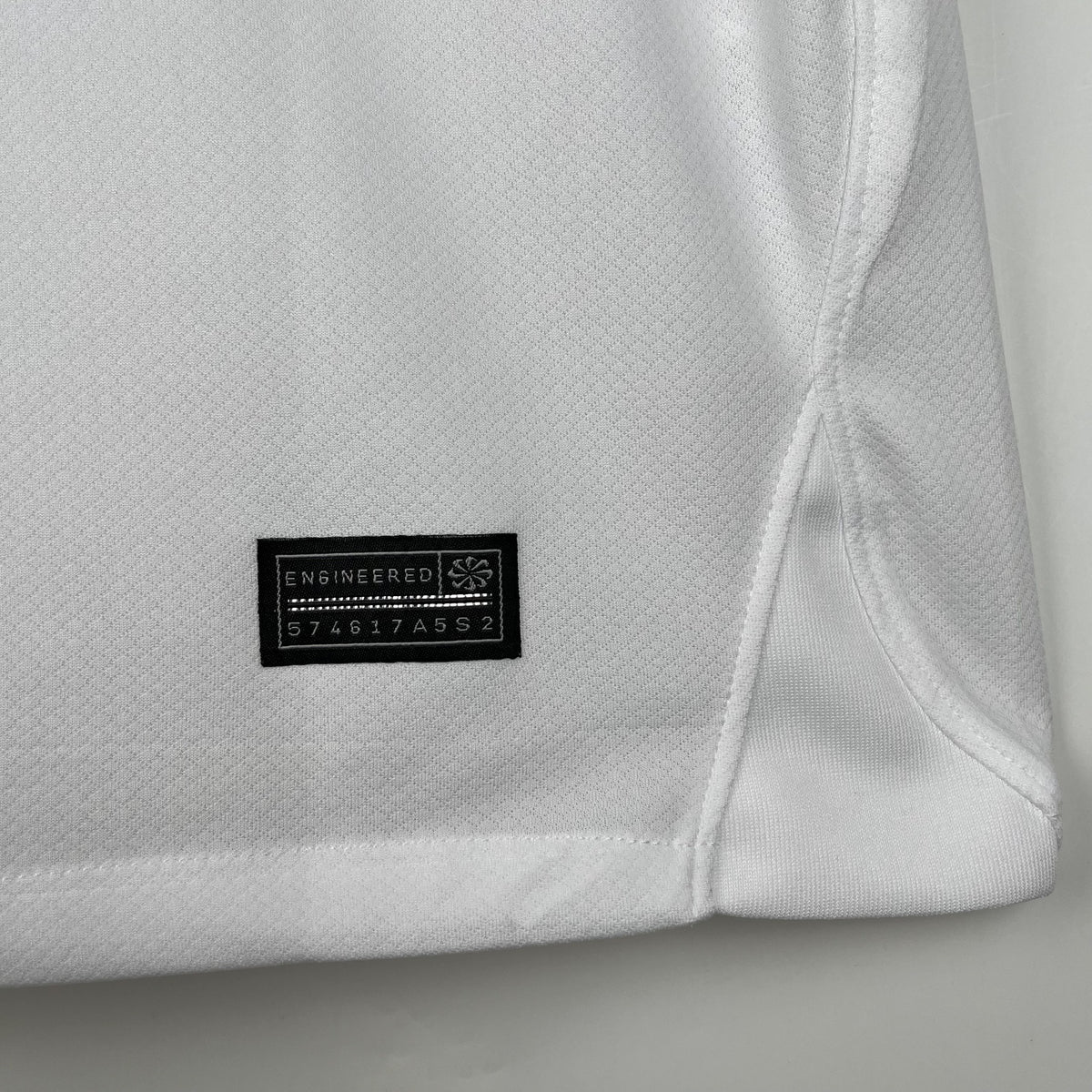 Camisola Barcelona Alternativa 23/24 Retro