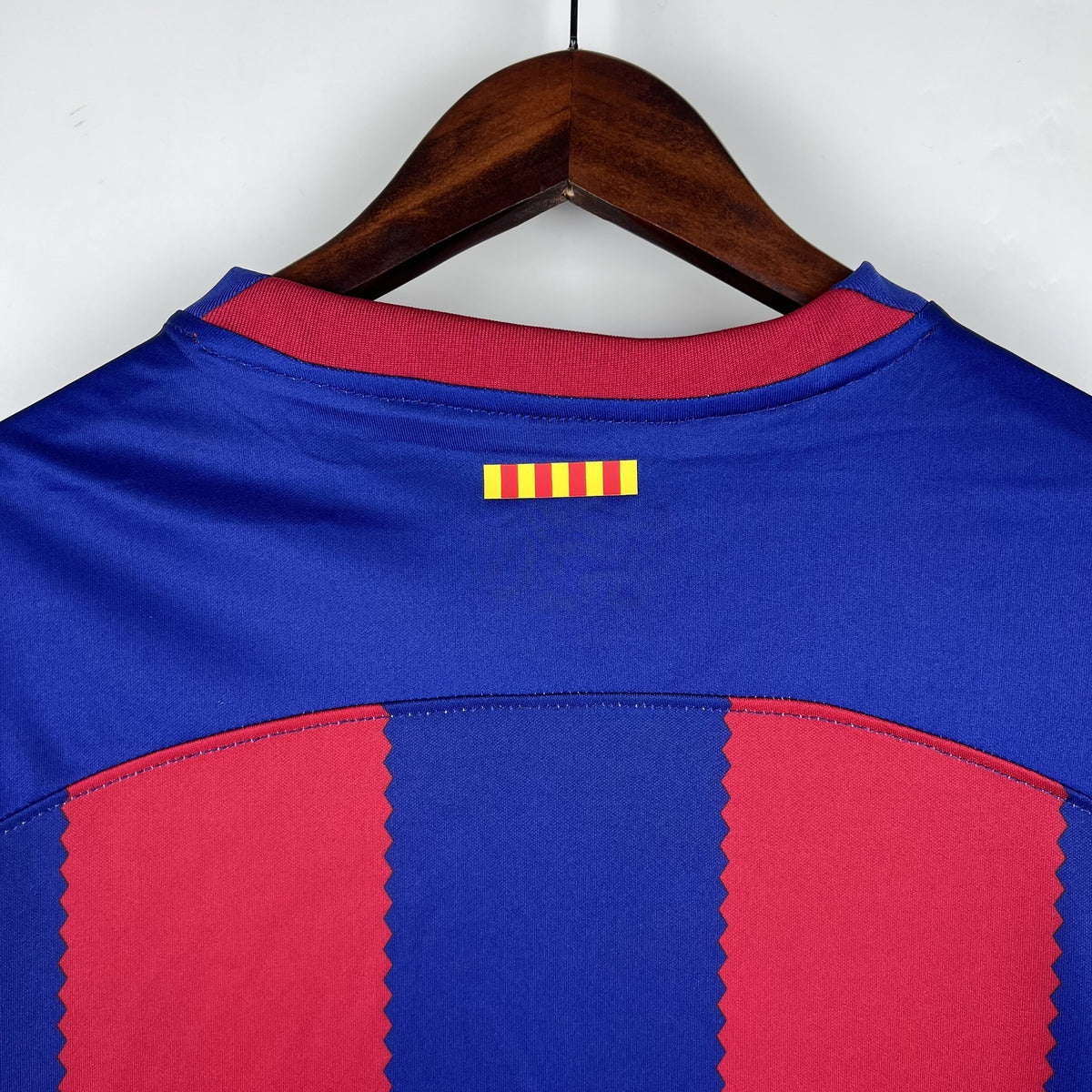 Camisola Barcelona Principal 23/24 Retro