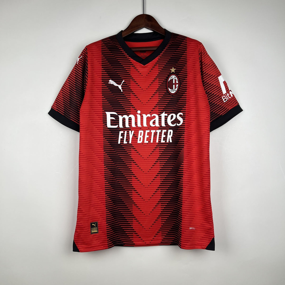 Camisola AC Milan Principal 23/24 Retro