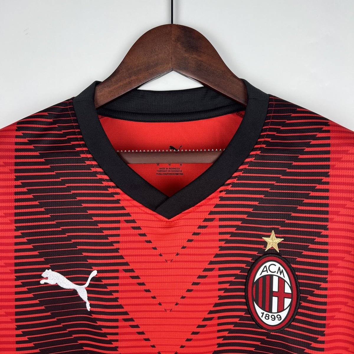 Camisola AC Milan Principal 23/24 Retro