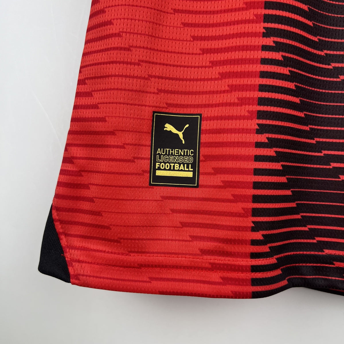 Camisola AC Milan Principal 23/24 Retro
