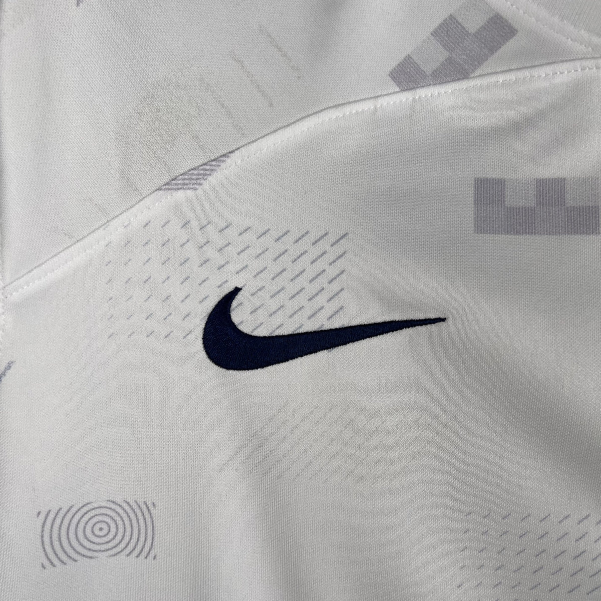 Camisola Tottenham Hotspur Principal 23/24 Retro