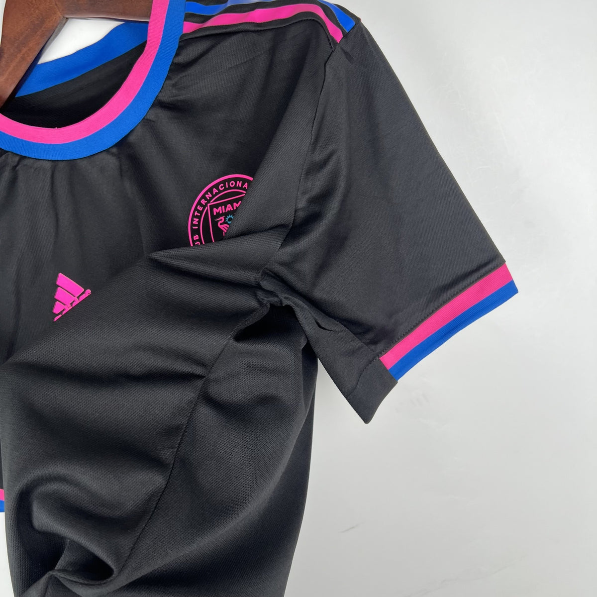 Camisola Inter Miami Preta 23/24 Retro (Modelo 2)