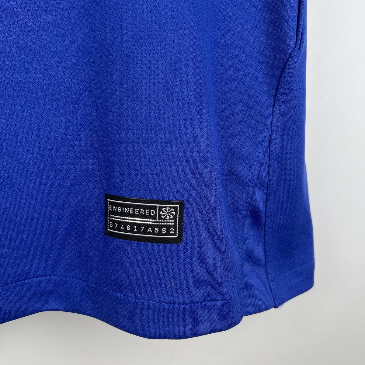 Camisola Chelsea Principal 23/24 Retro