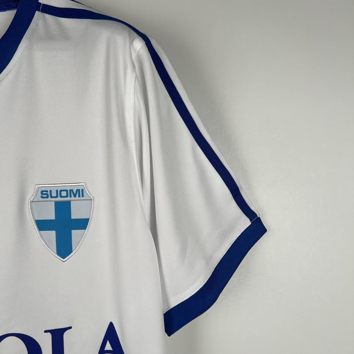 Camisola Finlândia Principal 82/83 Retro