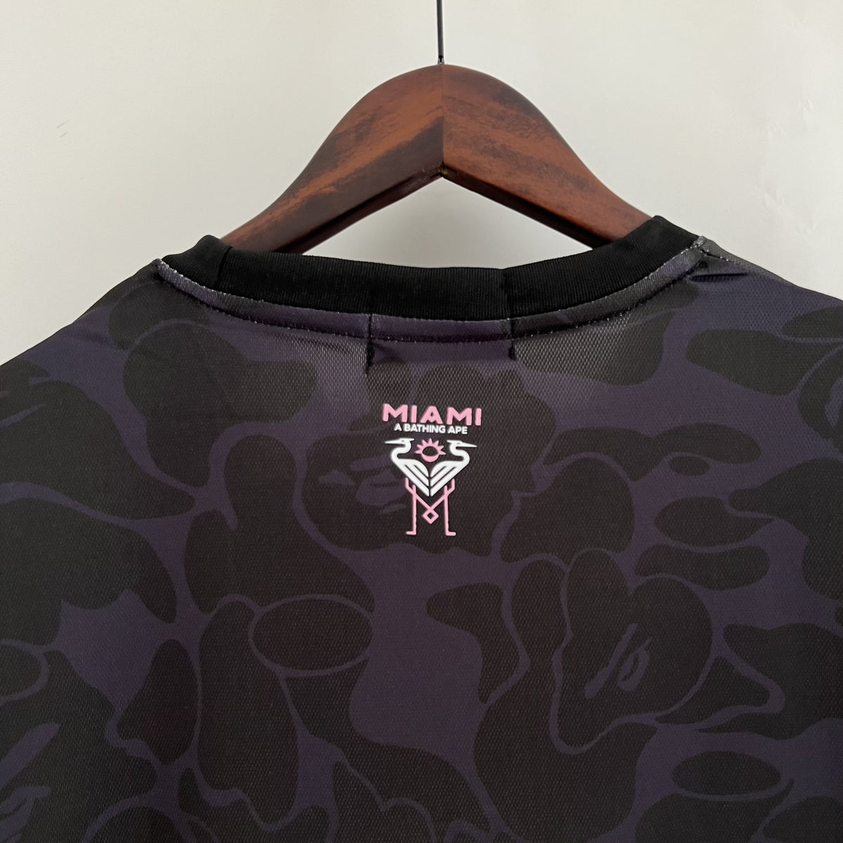 Camisola Inter Miami Edição Especial 23/24 Retro (Modelo 2)