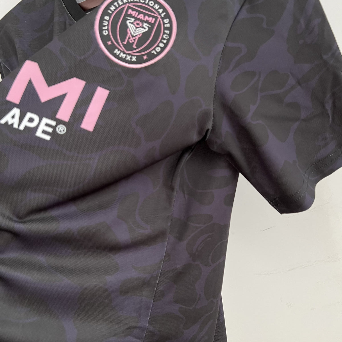 Camisola Inter Miami Edição Especial 23/24 Retro (Modelo 2)