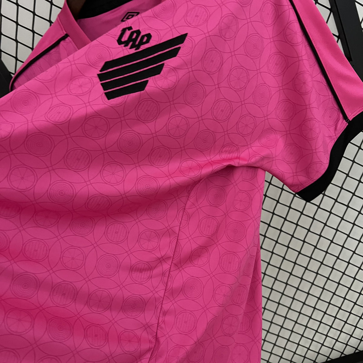 Camisola Athletico Paranaense Rosa 23/24 Retro