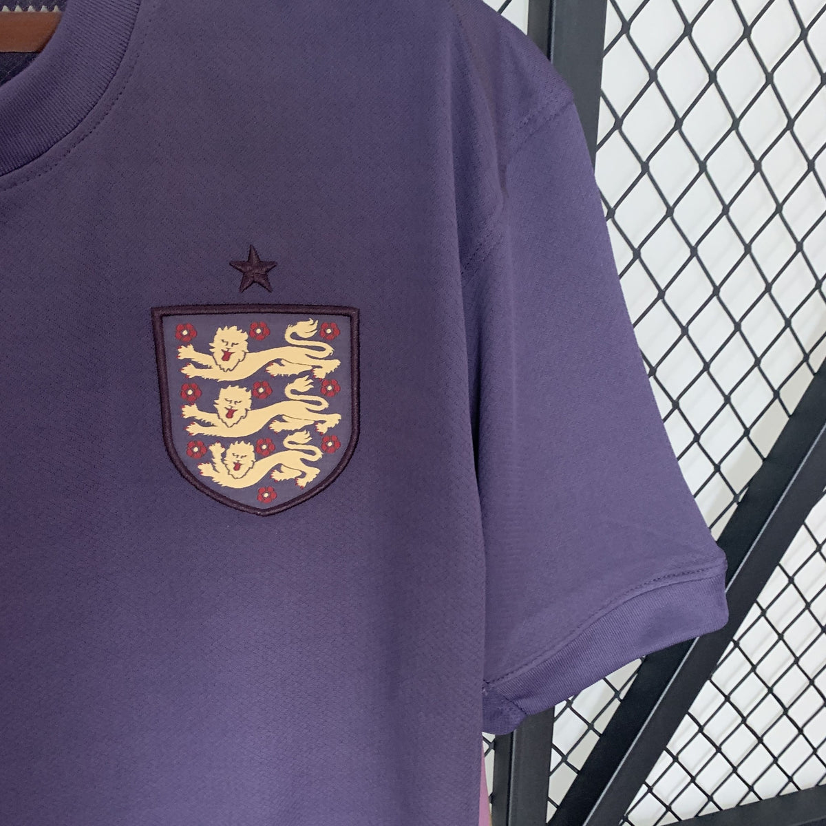 Camisola Inglaterra Alternativa 24/25 (Modelo 2)