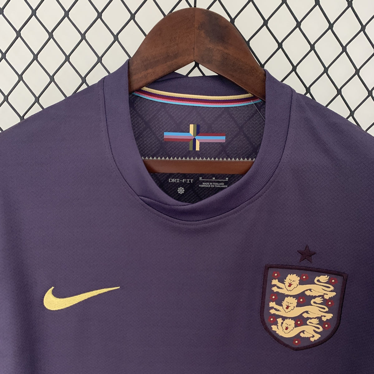 Camisola Inglaterra Alternativa 24/25 (Modelo 2)